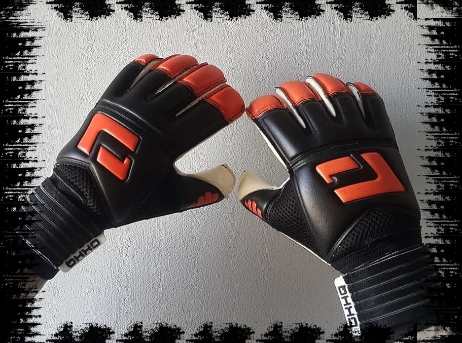 L1 Goalkeeper Gloves 2nd Generation. Junior sizes